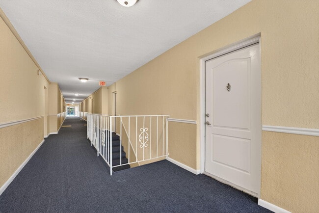 Photo - 760 SE 2nd Ave Unidad D216