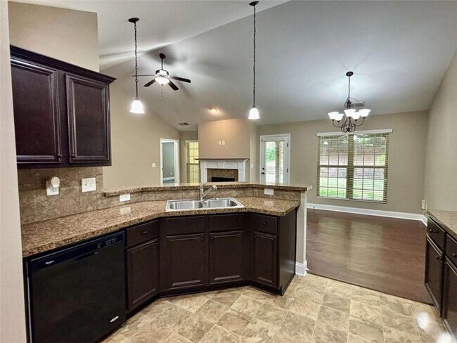 Photo - 4668 Hidden Creek Dr