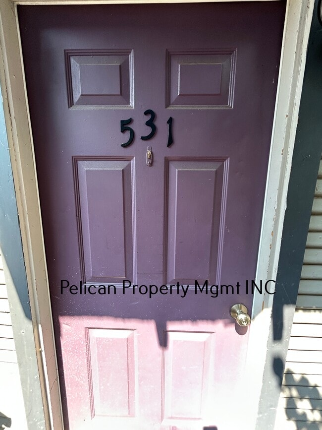Building Photo - 531 N 8th St Unit 142
