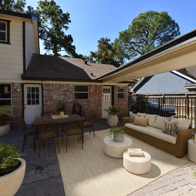 Photo - 8110 Dorrcrest Ln