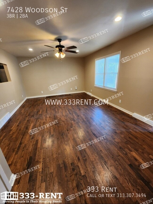 Photo - 7428 Woodson St