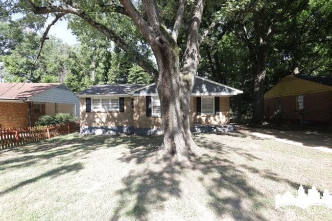 3581 Kensett Dr