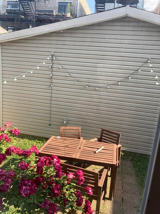 Photo - 2863 W Belden Ave Unit 2