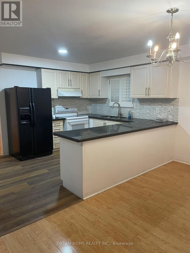 Photo - 32 Tamara Dr