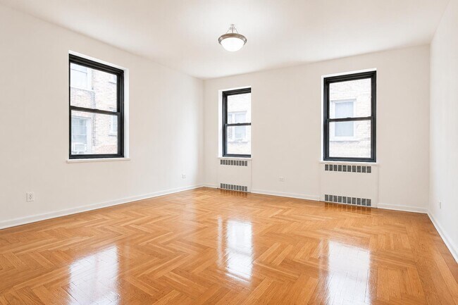 Photo - 700 Fort Washington Ave Unit 5F