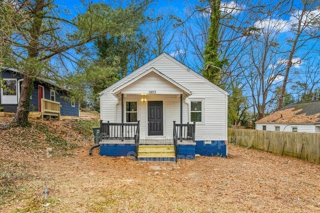 Photo - 1903 Larkin St