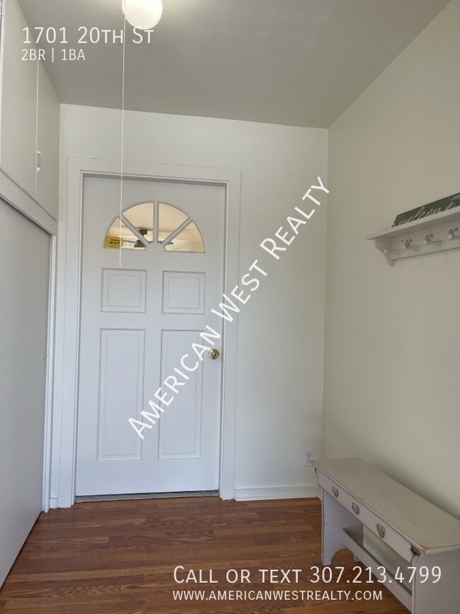 Photo - 1701 20th St