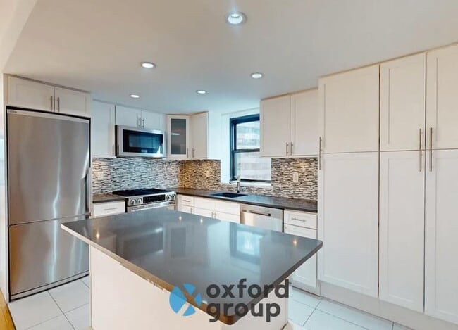 Building Photo - West 54th Street