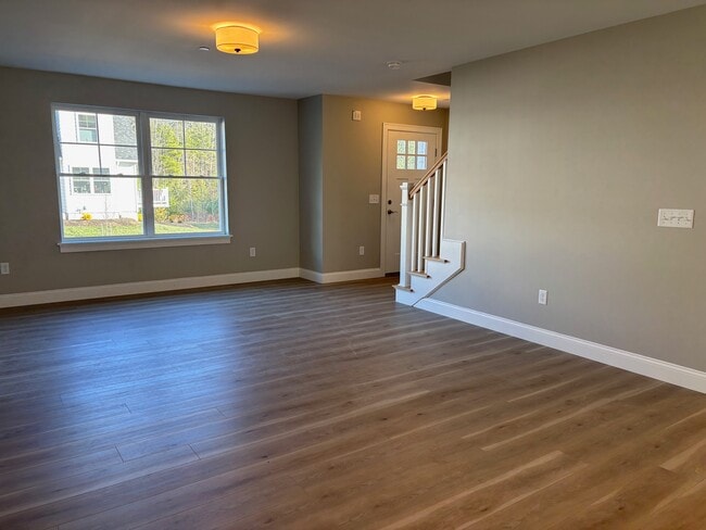 Photo - 110 Sycamore Ln