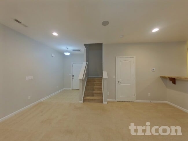 Photo - 1195 Thanet St SW