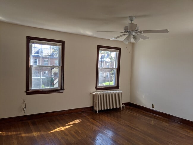 Photo - 2316 40th St NW Unit 3