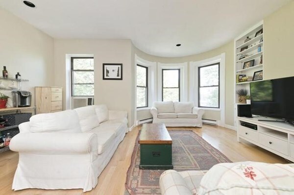 Photo - 19 Follen St Unit 4