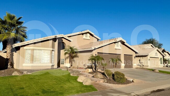 Photo - 2744 E Bighorn Ave