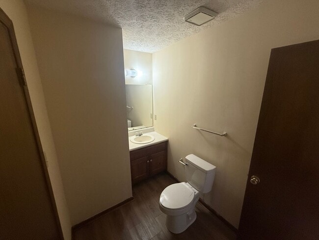 Photo - 131 Williamson St Unit B