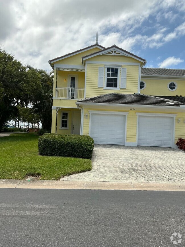 Building Photo - Annual Waterfront Unfurnished Rental Unit ...