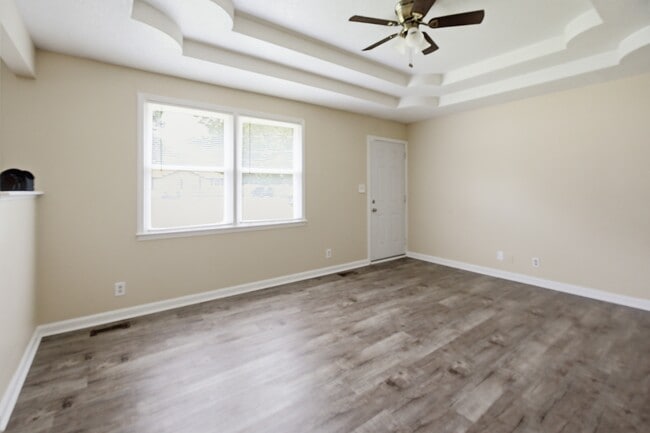 Photo - 700 Shelton Cir