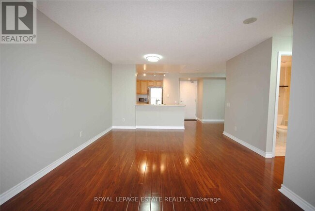 Photo - 8 Mondeo Dr Unit 303