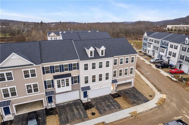 Photo - 135 Affinity Dr