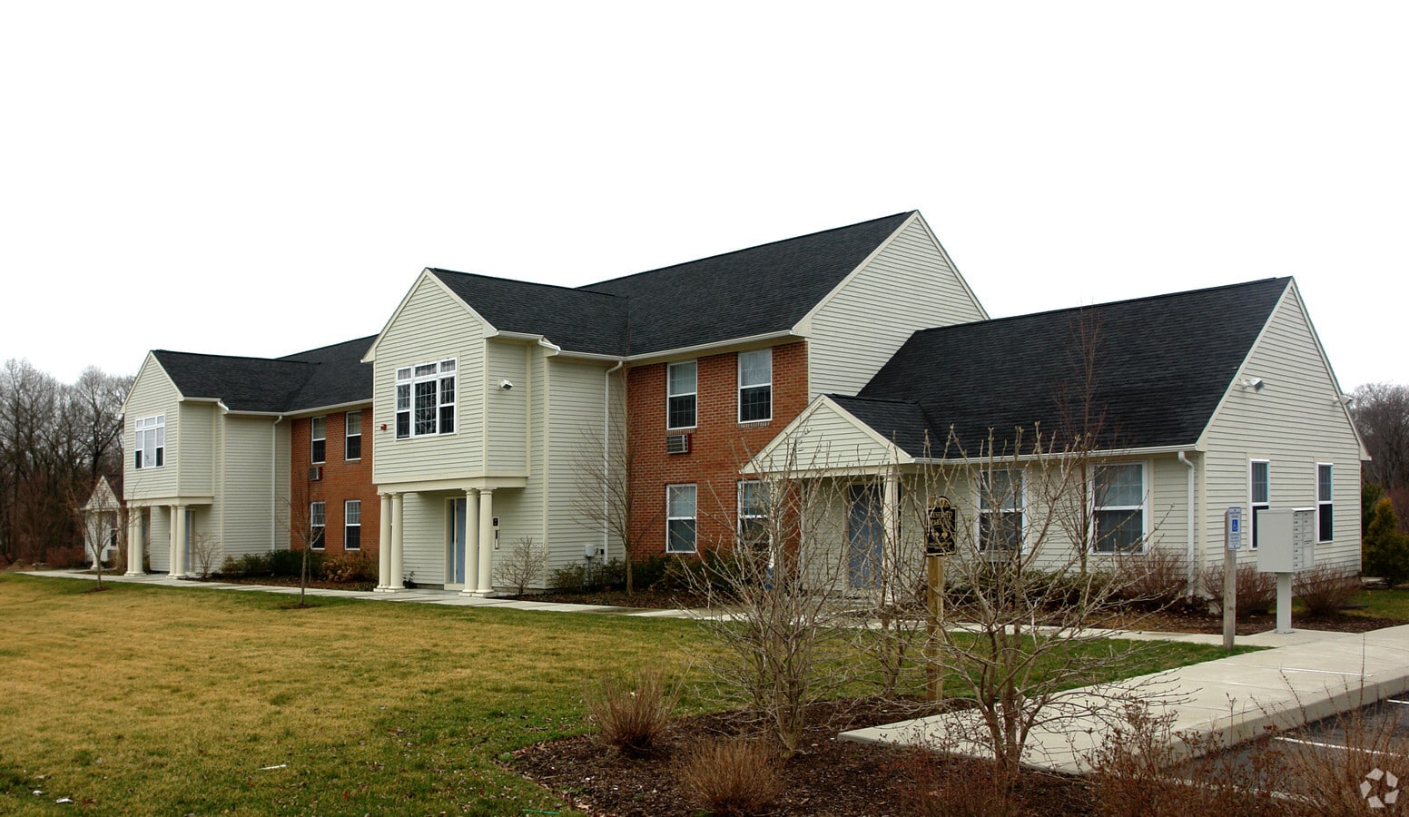Hillcrest at Apponaug - Hillcrest at Apponaug Apartments