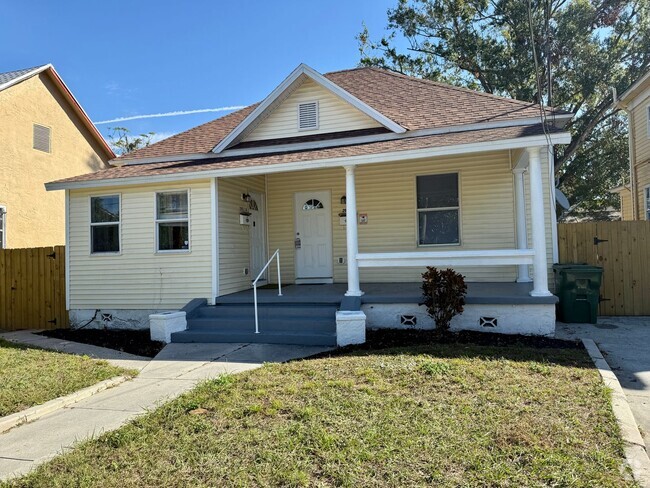 Building Photo - 2903 N 9th St Unit A Rental