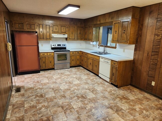 Photo - 6067 Browntown Rd