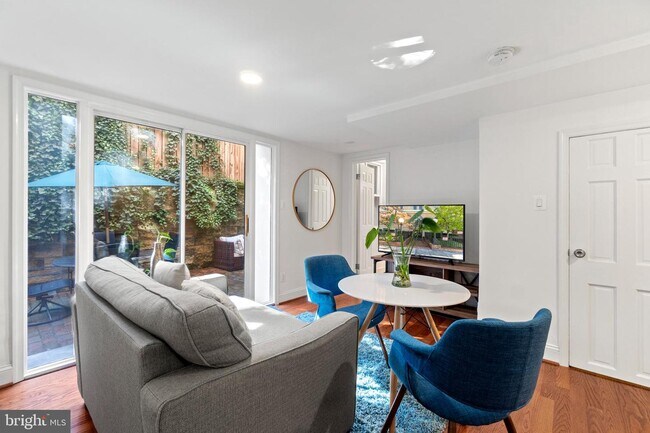 Photo - 1511 22nd St NW Unit 15