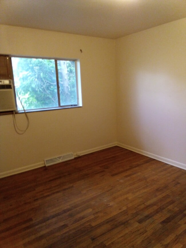 Photo - 1644 Elmer St Unit 2