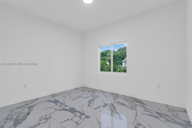 Photo - 11870 SW 220th St Unit A