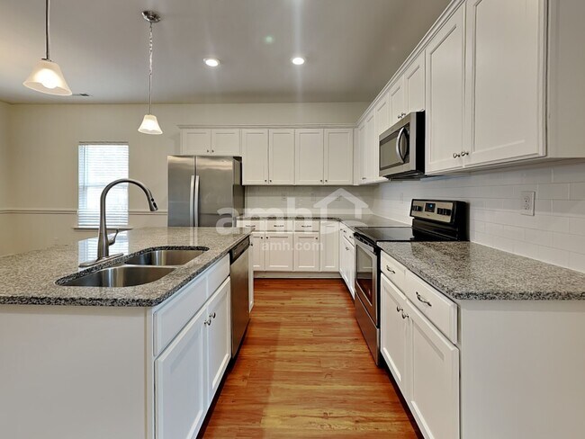 Photo - 3232 Grange Ct