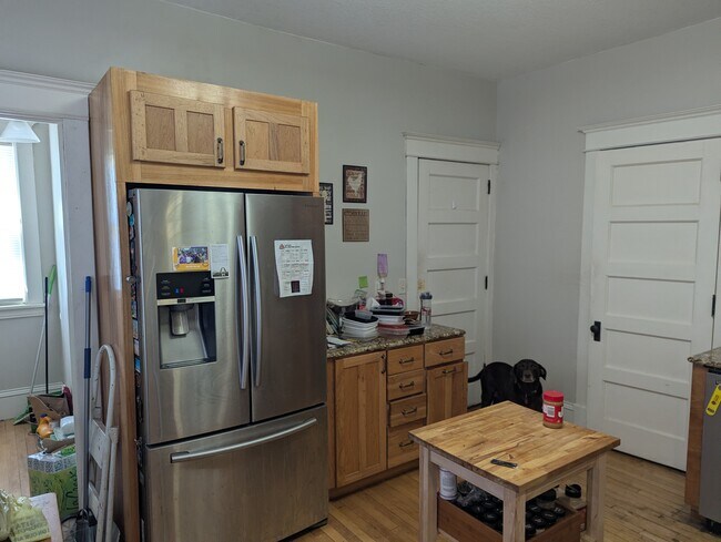 Kitchen - 3128 10th Ave S Unit #1