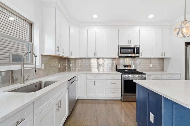 Photo - 5103 Meadowview Ave