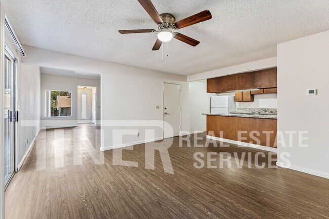 Photo - 5535 E Knoll Dr