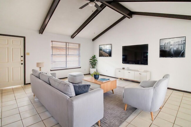 Photo - 1508 W Nolana Ave