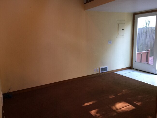 Photo - 1130 NE Monroe St Unit B