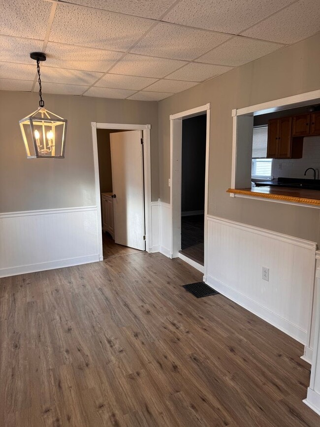 Photo - 214 Bentley Ave