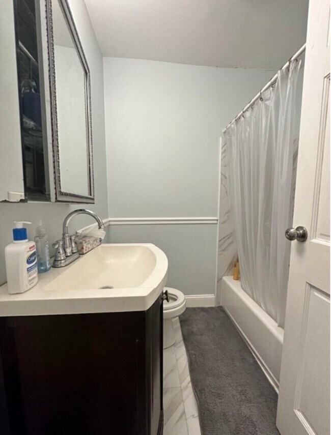 Photo - 142 Kenrick St Unit 2