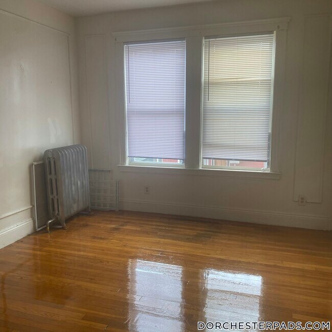 Photo - 19 Mora St Unit 4