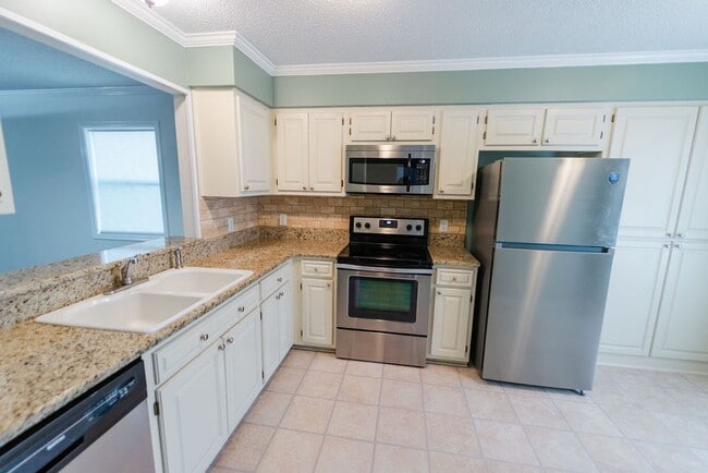 Photo - Come and enjoy your stay at this clean and...