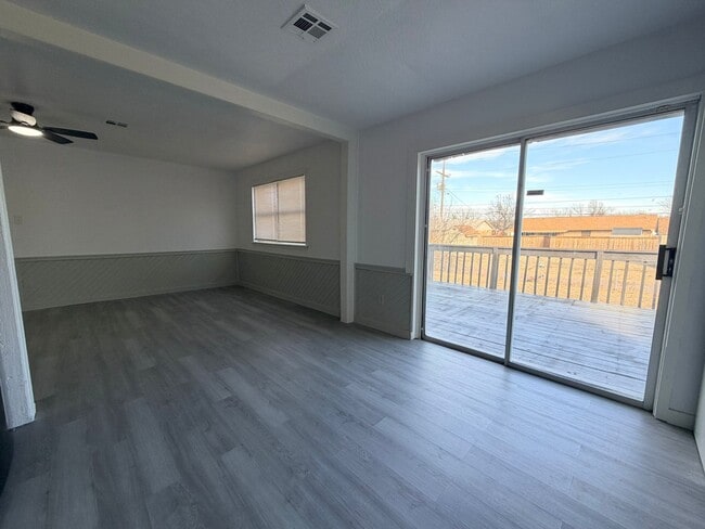 Photo - 2331 NW Austin Dr