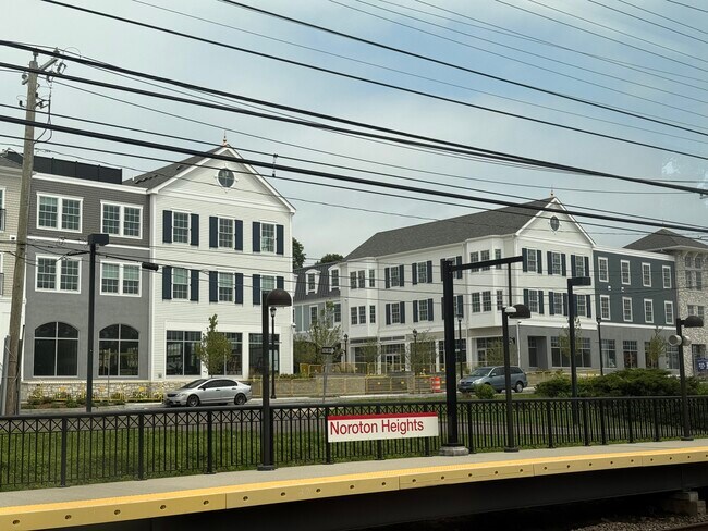 Heights Crossing