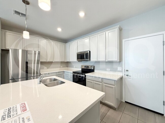 Photo - 2661 S Sulley Dr