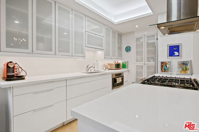 Photo - 9303 Burton Wy Unit A