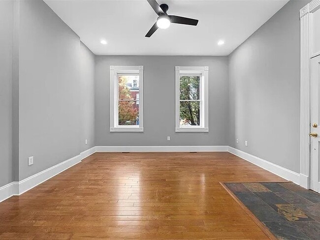 Photo - 3309 Salena St