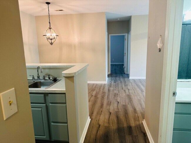 Photo - Beautiful Condo in Mount Pleasant!