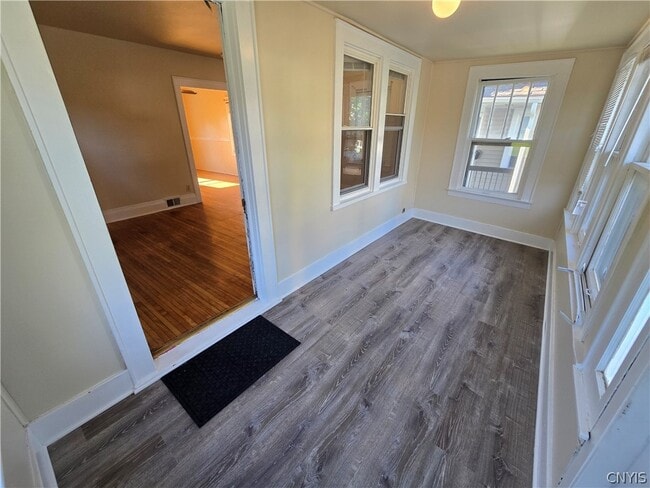 Photo - 176 Mayar St