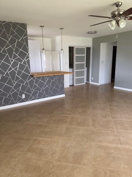 Photo - 115 Lakes End Dr Unit Apt D
