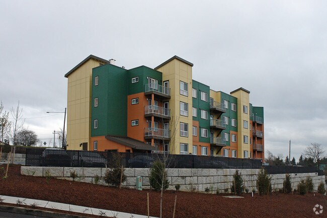 Broadway Vantage Apartments