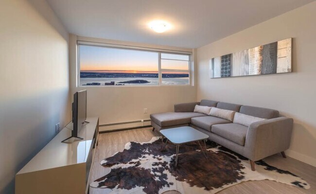 Photo - 5633-5633 Fenwick St Unit 1807