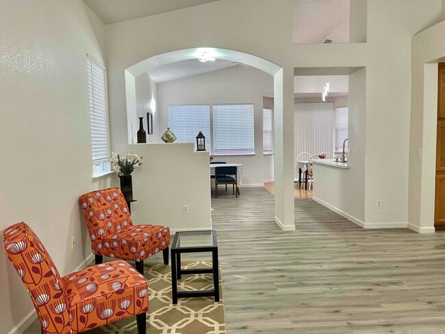 Photo - 7993 Bothwell Dr