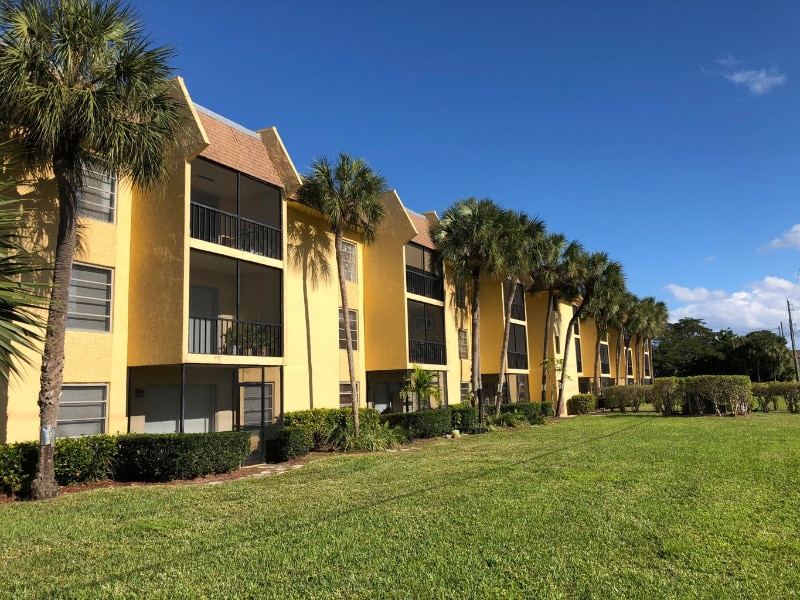 Photo - 490 NW 20th St